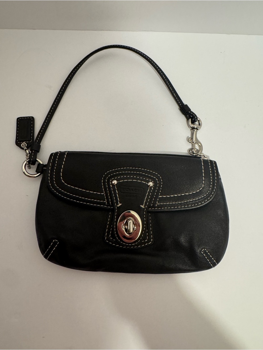 Vintage Y2K Coach Legacy Black Leather Turn-Lock Wristlet Clutch